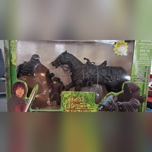 LOTR Deluxe Horse & Rider – Ringwraith & Horse w/ Frodo - Fellowship of the Ring